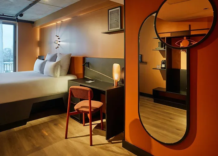 Tribe Paris Saint Ouen